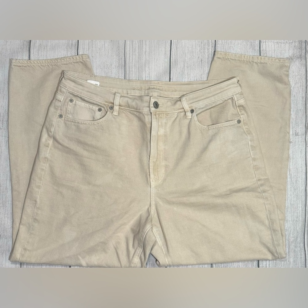 American Eagle| Khaki Jeans size 16